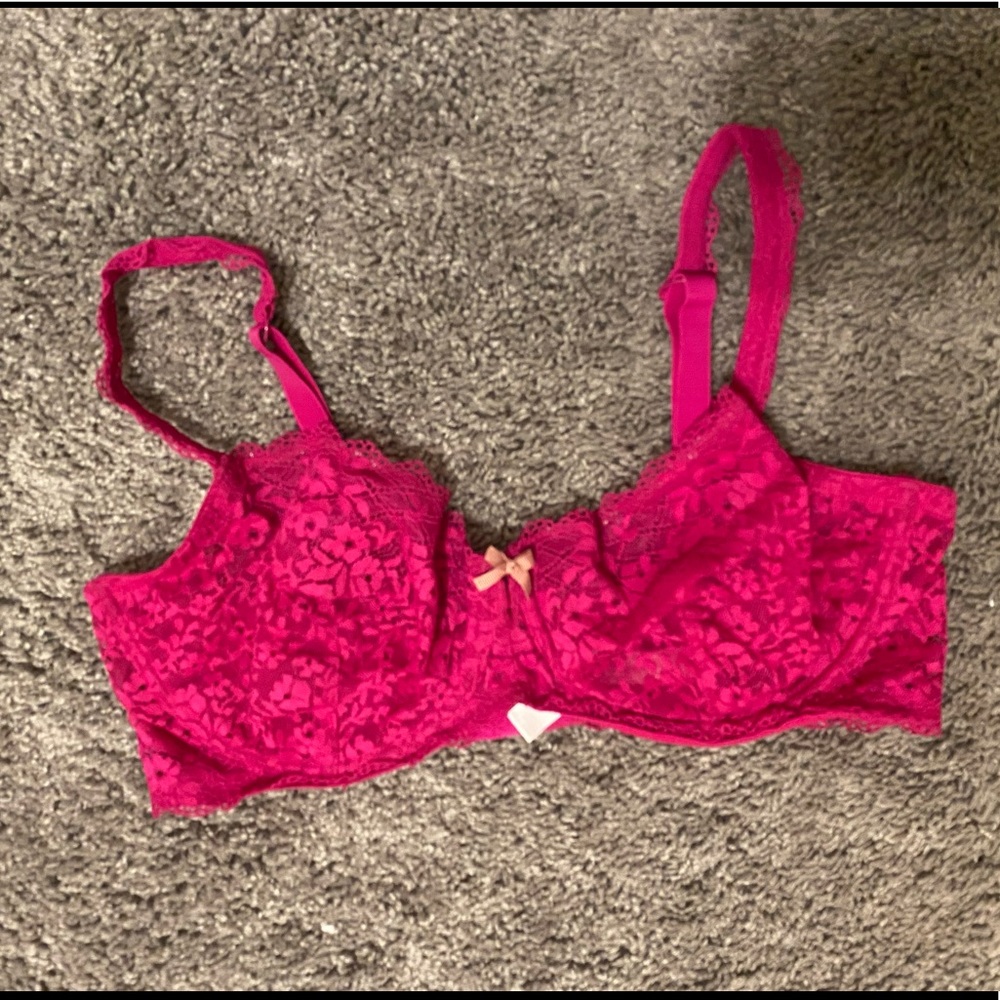 NWOT bright pink lace bra